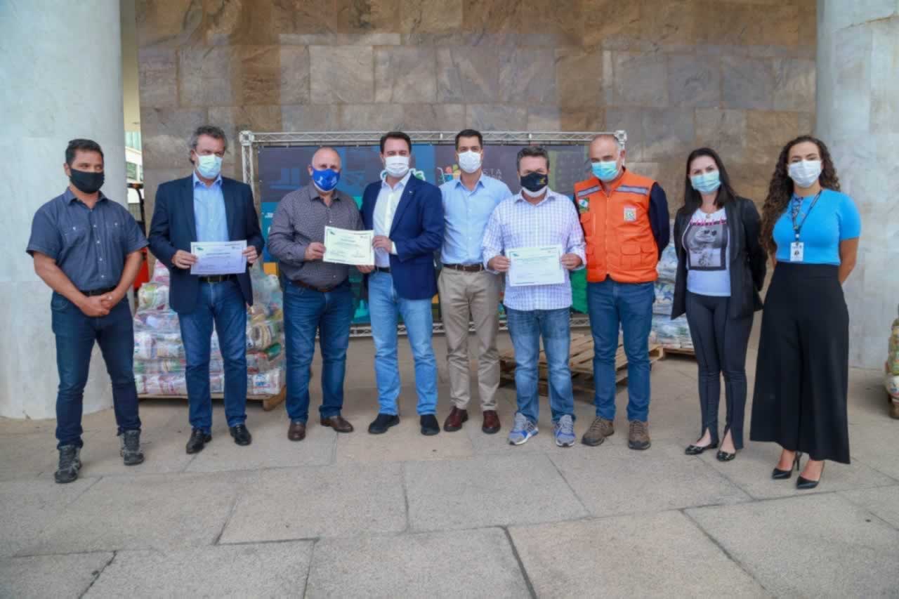 A edição 2021 da campanha Cesta Solidária Paraná, encerrada na terça-feira (06), conseguiu arrecadar mais de 200 toneladas de alimentos. Foto Gilson abreu/AEN