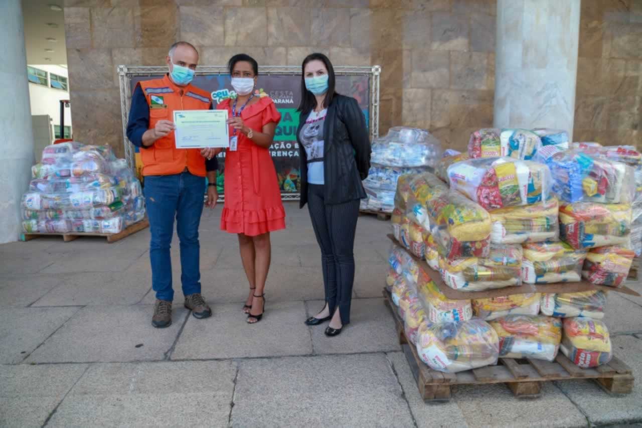 A edição 2021 da campanha Cesta Solidária Paraná, encerrada na terça-feira (06), conseguiu arrecadar mais de 200 toneladas de alimentos. Foto Gilson abreu/AEN
