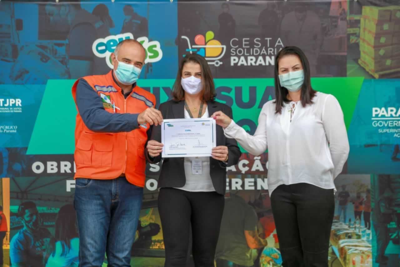 A edição 2021 da campanha Cesta Solidária Paraná, encerrada na terça-feira (06), conseguiu arrecadar mais de 200 toneladas de alimentos. Foto Gilson abreu/AEN