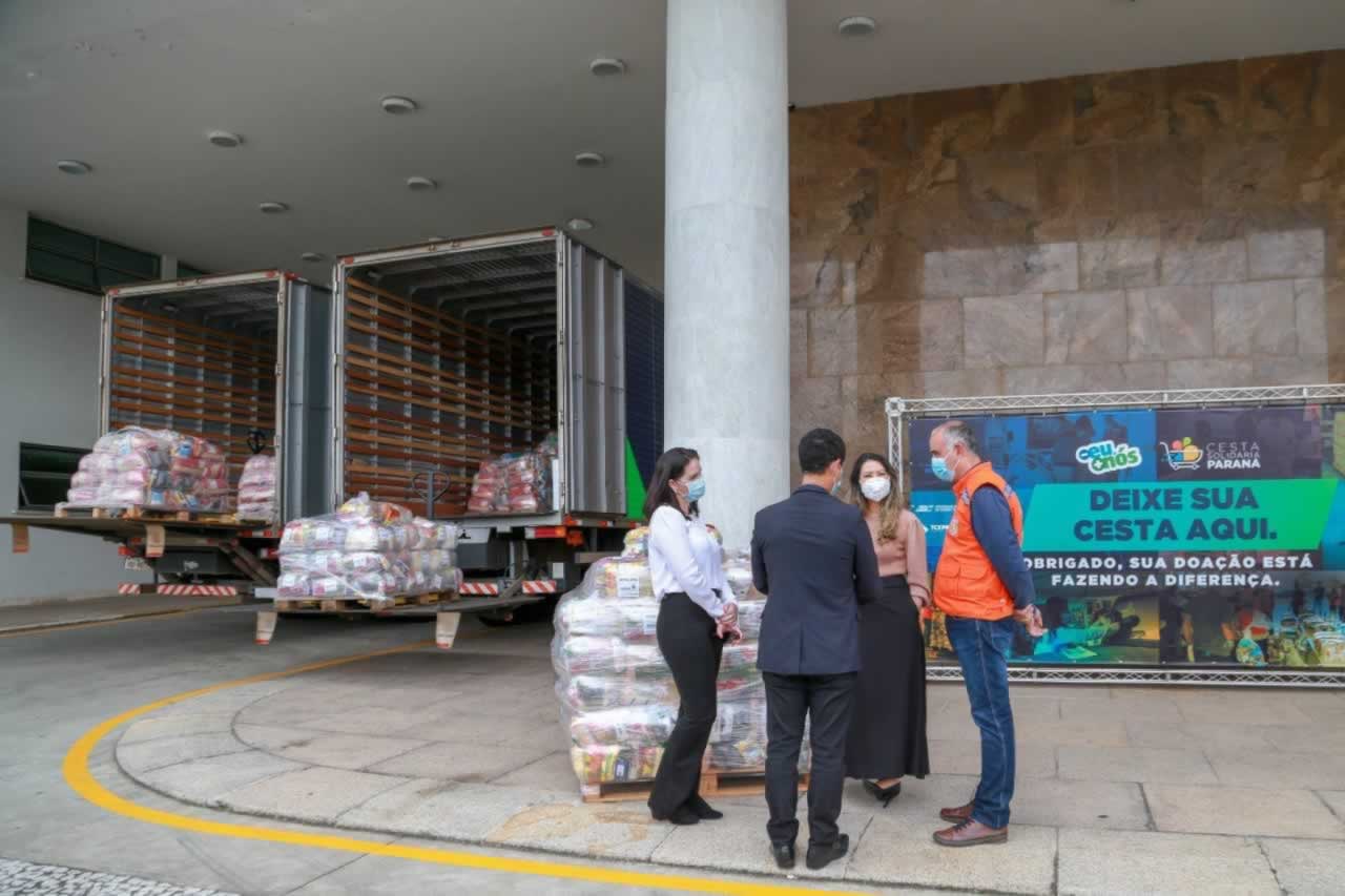 A edição 2021 da campanha Cesta Solidária Paraná, encerrada na terça-feira (06), conseguiu arrecadar mais de 200 toneladas de alimentos. Foto Gilson abreu/AEN
