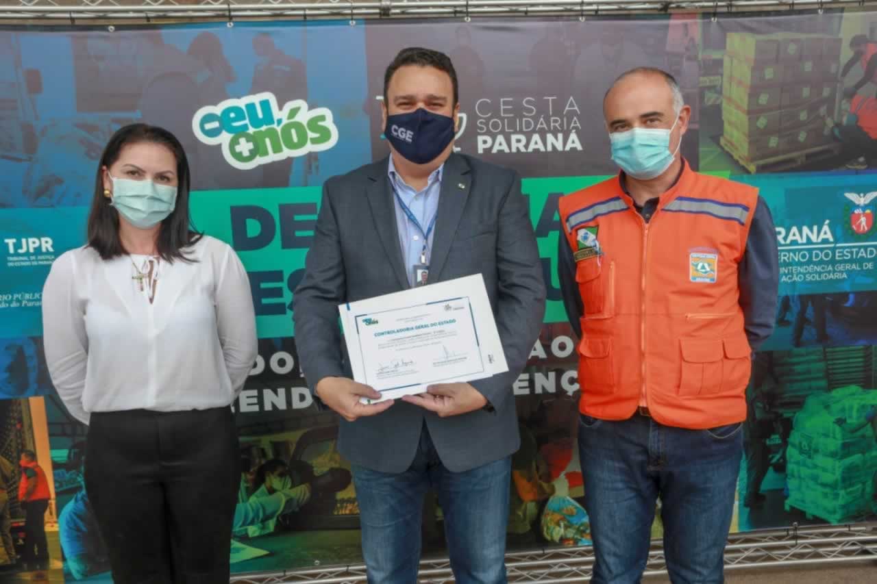 A edição 2021 da campanha Cesta Solidária Paraná, encerrada na terça-feira (06), conseguiu arrecadar mais de 200 toneladas de alimentos. Foto Gilson abreu/AEN