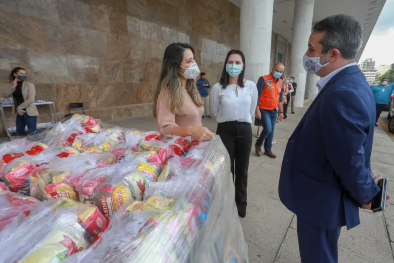 A edição 2021 da campanha Cesta Solidária Paraná, encerrada na terça-feira (06), conseguiu arrecadar mais de 200 toneladas de alimentos. Foto Gilson abreu/AEN