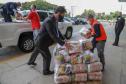 A edição 2021 da campanha Cesta Solidária Paraná, encerrada na terça-feira (06), conseguiu arrecadar mais de 200 toneladas de alimentos. Foto Gilson abreu/AEN