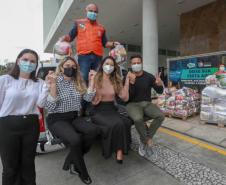 A edição 2021 da campanha Cesta Solidária Paraná, encerrada na terça-feira (06), conseguiu arrecadar mais de 200 toneladas de alimentos. Foto Gilson abreu/AEN