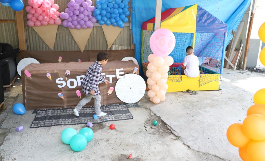 Campanha de Natal do Estado atende 5,3 mil crianças e idosos com ações de voluntariado. Foto: Ari Dias/AEN