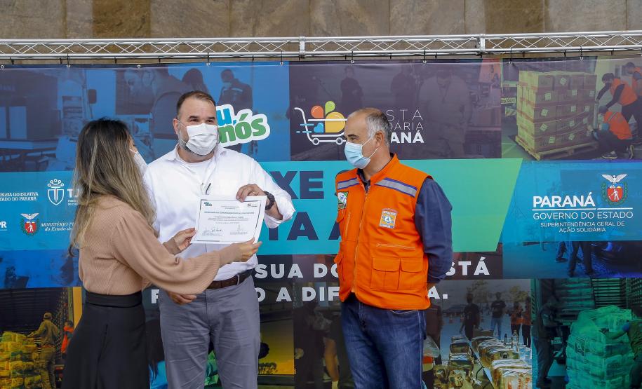 A edição 2021 da campanha Cesta Solidária Paraná, encerrada na terça-feira (06), conseguiu arrecadar mais de 200 toneladas de alimentos. Foto Gilson abreu/AEN