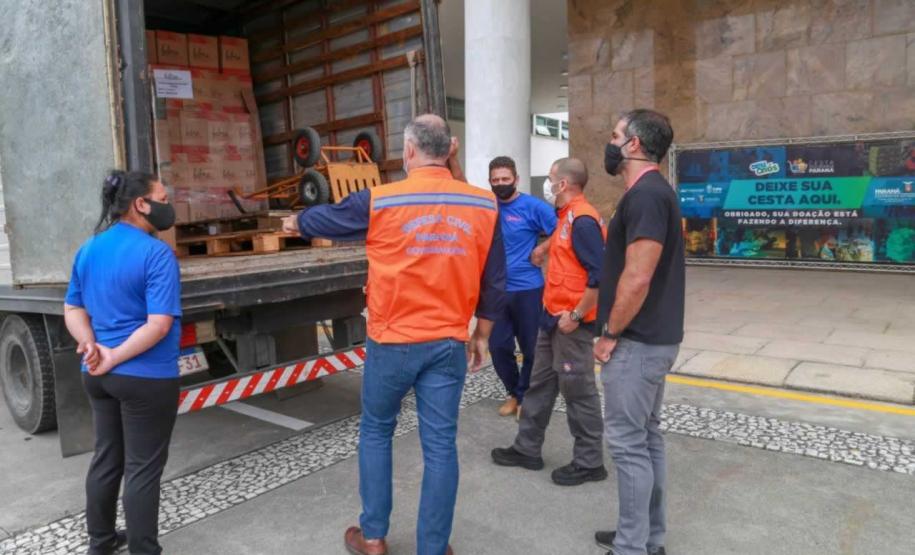 A edição 2021 da campanha Cesta Solidária Paraná, encerrada na terça-feira (06), conseguiu arrecadar mais de 200 toneladas de alimentos. Foto Gilson abreu/AEN