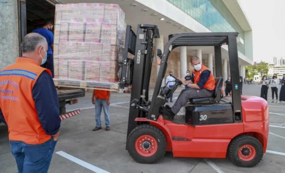 A edição 2021 da campanha Cesta Solidária Paraná, encerrada na terça-feira (06), conseguiu arrecadar mais de 200 toneladas de alimentos. Foto Gilson abreu/AEN