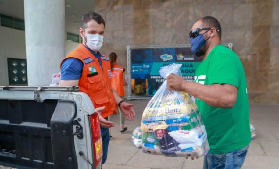 A edição 2021 da campanha Cesta Solidária Paraná, encerrada na terça-feira (06), conseguiu arrecadar mais de 200 toneladas de alimentos. Foto Gilson abreu/AEN