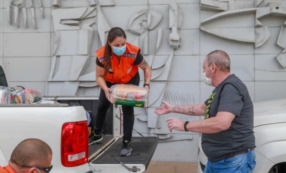 A edição 2021 da campanha Cesta Solidária Paraná, encerrada na terça-feira (06), conseguiu arrecadar mais de 200 toneladas de alimentos. Foto Gilson abreu/AEN