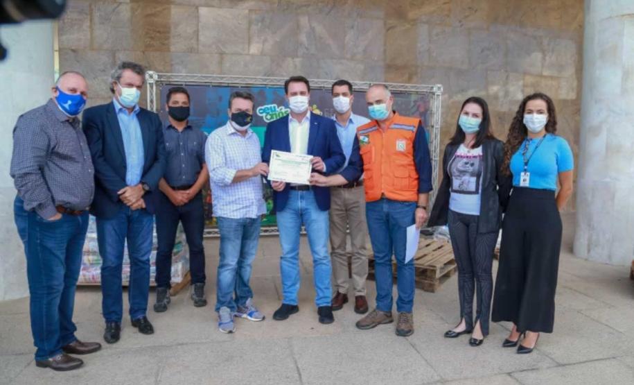 A edição 2021 da campanha Cesta Solidária Paraná, encerrada na terça-feira (06), conseguiu arrecadar mais de 200 toneladas de alimentos. Foto Gilson abreu/AEN