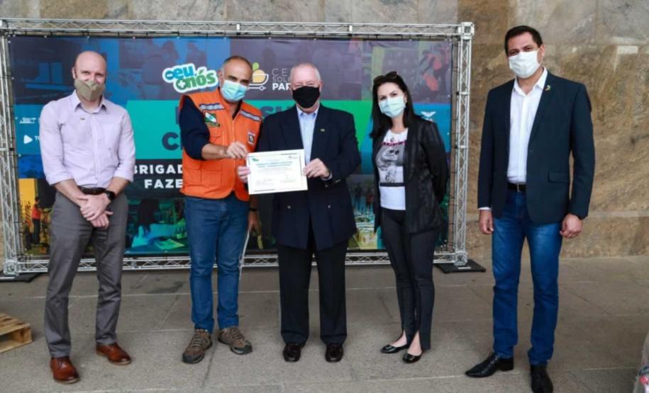 A edição 2021 da campanha Cesta Solidária Paraná, encerrada na terça-feira (06), conseguiu arrecadar mais de 200 toneladas de alimentos. Foto Gilson abreu/AEN