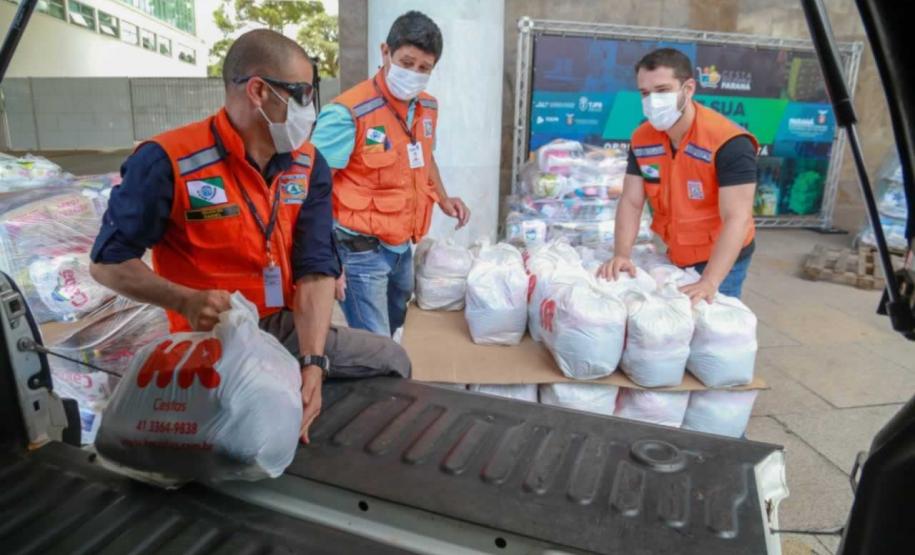A edição 2021 da campanha Cesta Solidária Paraná, encerrada na terça-feira (06), conseguiu arrecadar mais de 200 toneladas de alimentos. Foto Gilson abreu/AEN