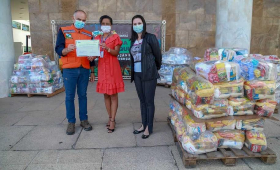 A edição 2021 da campanha Cesta Solidária Paraná, encerrada na terça-feira (06), conseguiu arrecadar mais de 200 toneladas de alimentos. Foto Gilson abreu/AEN