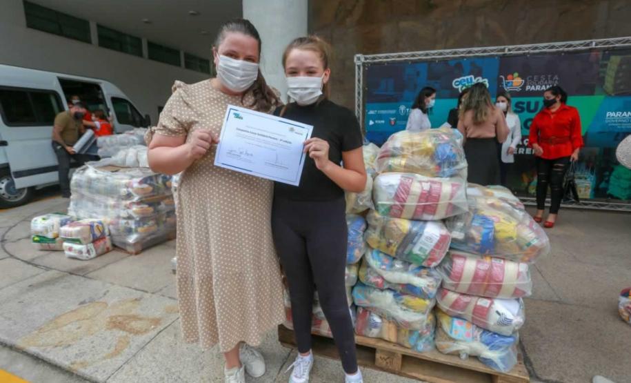 A edição 2021 da campanha Cesta Solidária Paraná, encerrada na terça-feira (06), conseguiu arrecadar mais de 200 toneladas de alimentos. Foto Gilson abreu/AEN