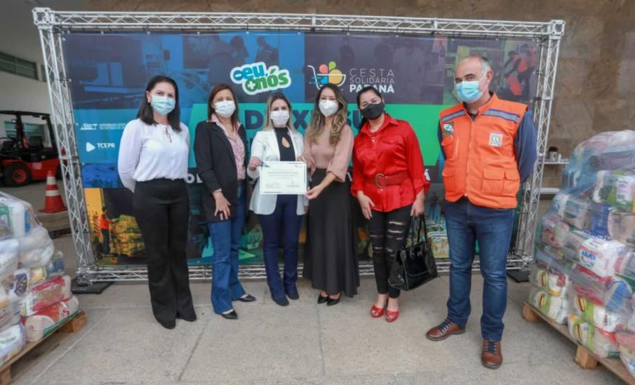 A edição 2021 da campanha Cesta Solidária Paraná, encerrada na terça-feira (06), conseguiu arrecadar mais de 200 toneladas de alimentos. Foto Gilson abreu/AEN