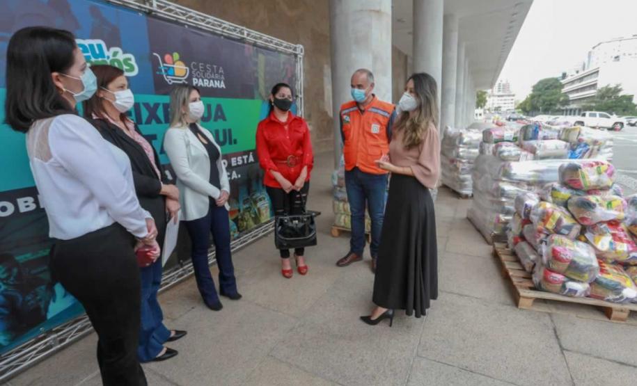 A edição 2021 da campanha Cesta Solidária Paraná, encerrada na terça-feira (06), conseguiu arrecadar mais de 200 toneladas de alimentos. Foto Gilson abreu/AEN