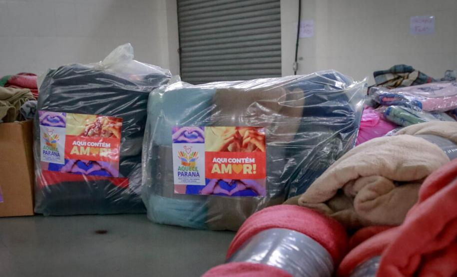 Ponto de arrecadação de cobertores e roupas. Foto: Valdelino Pontes